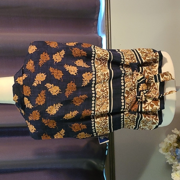 NWT Abria button down top - Picture 5 of 10